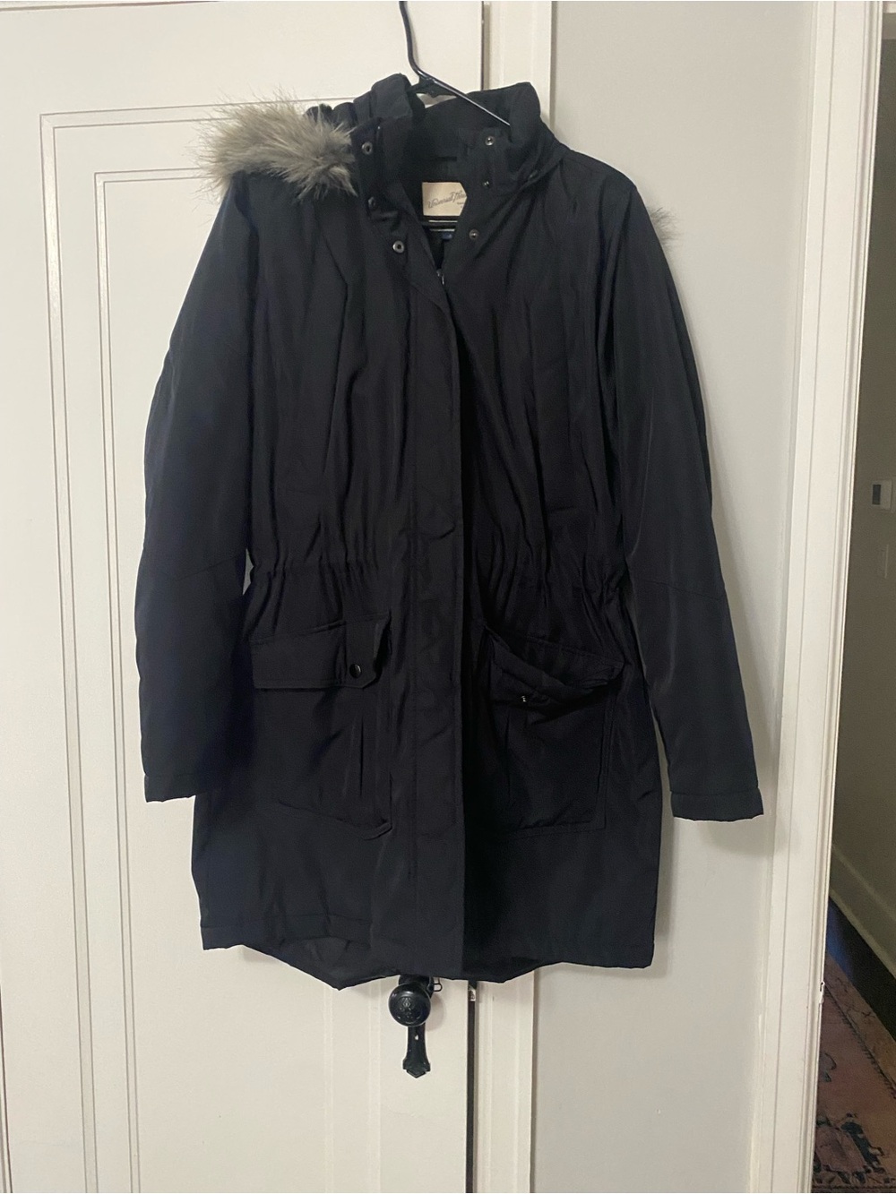 Universal Thread Black Hooded Puffer Parka with Faux Fur Trim